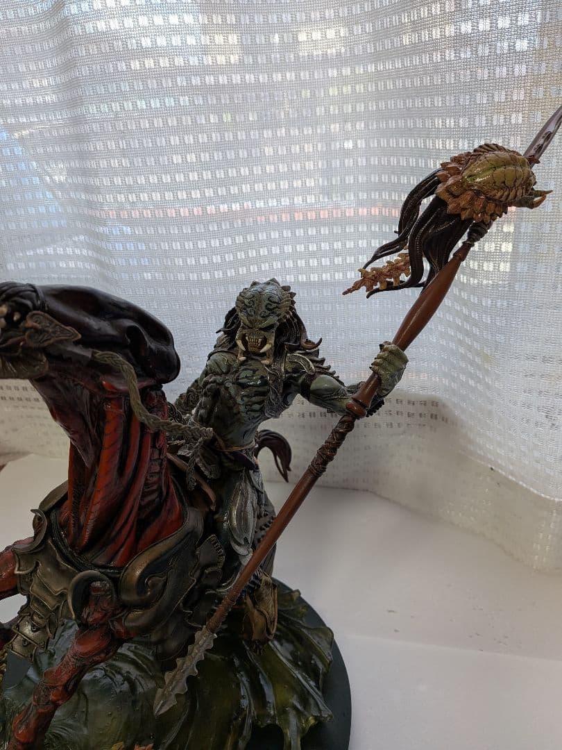 プレデター フィギュア 馬に乗った