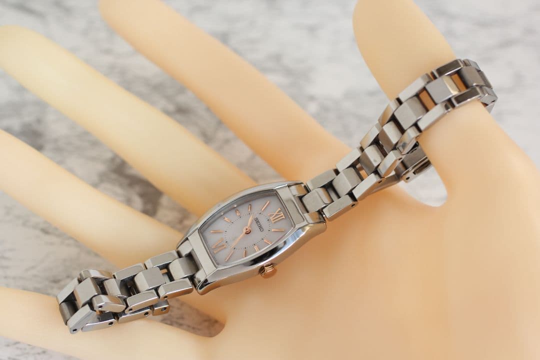 稼働品 セイコールキアSEIKO LUKIA 腕時計V117-ODKO