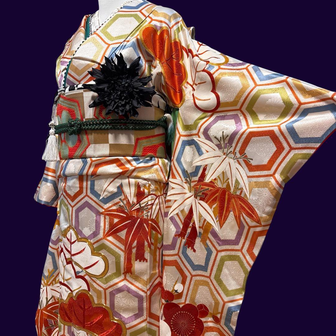 (あ866) 大正ロマン彩る亀甲文様と枝松刺繍 アンティーク振袖㊗️3点セット