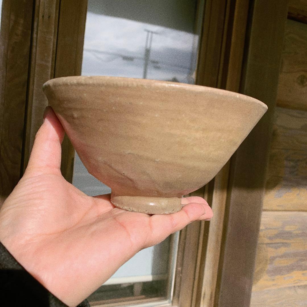 李朝　高麗　抹茶茶碗　大きな茶碗　朝鮮　韓国　骨董品　中国　古美術　欠けあり