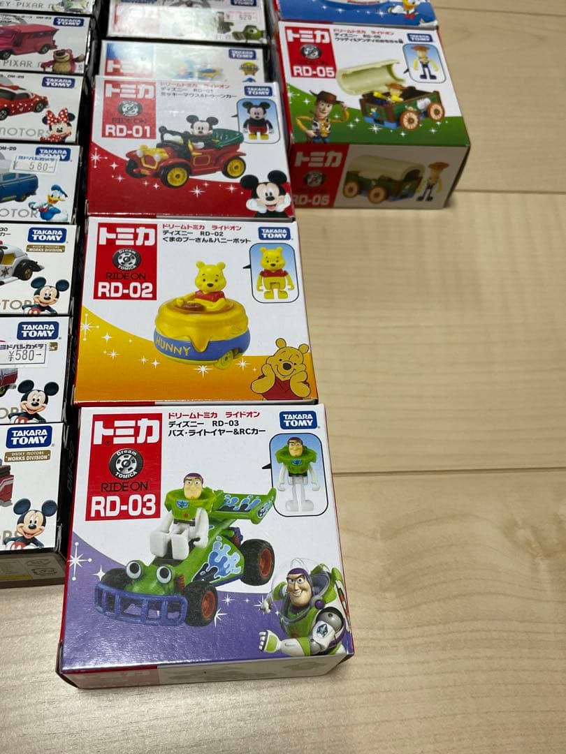ディズニートミカ　タカラトミー ディズニーモータース 43台セット