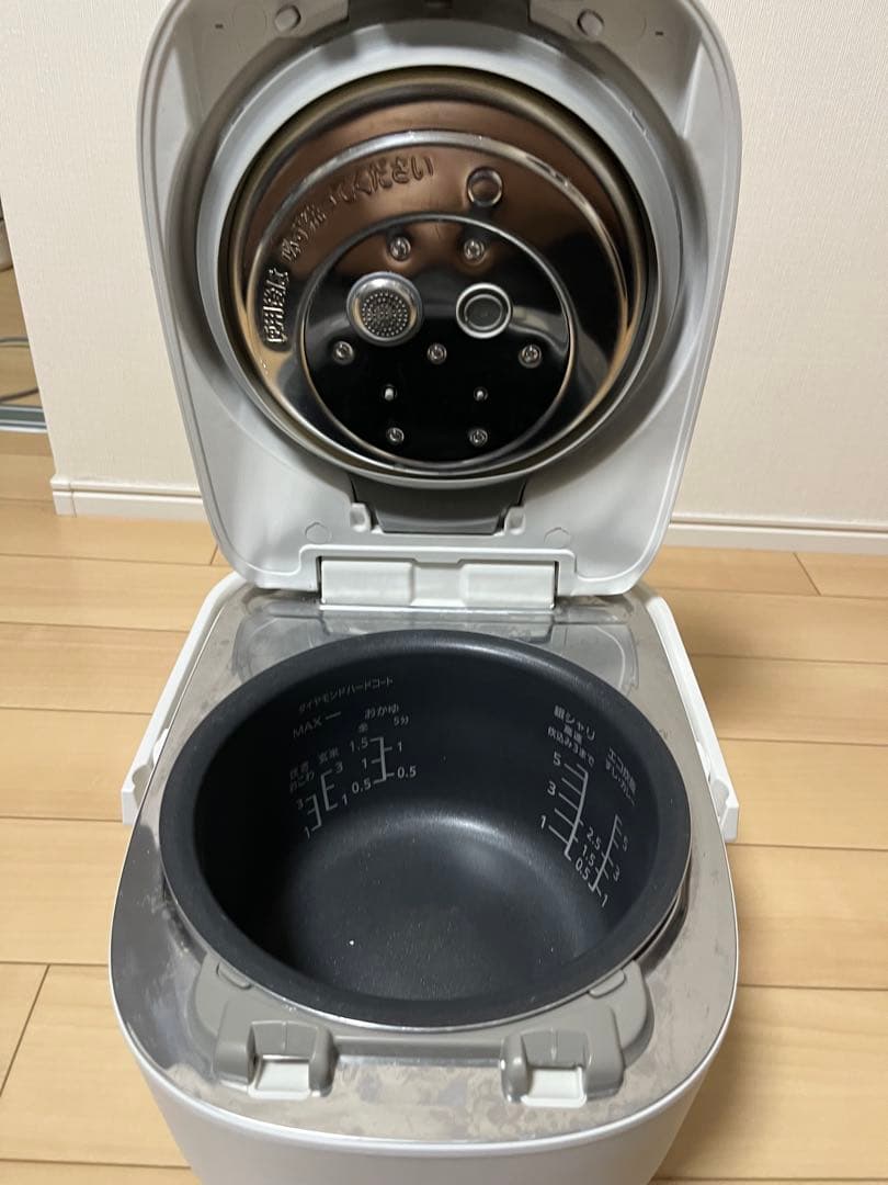 Panasonic SR-MPW101 炊飯器