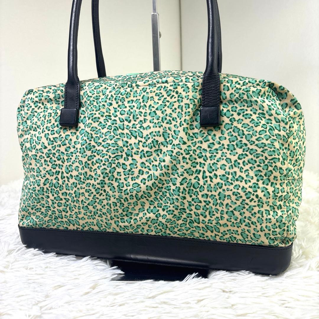 希少.美品　BOTTEGA ボッテガヴェネタ　ハンドバッグ　レオパード　グリーン