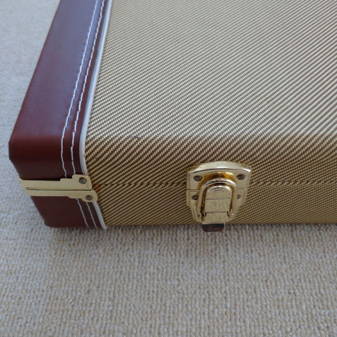 momose ツイード柄 ハードケース