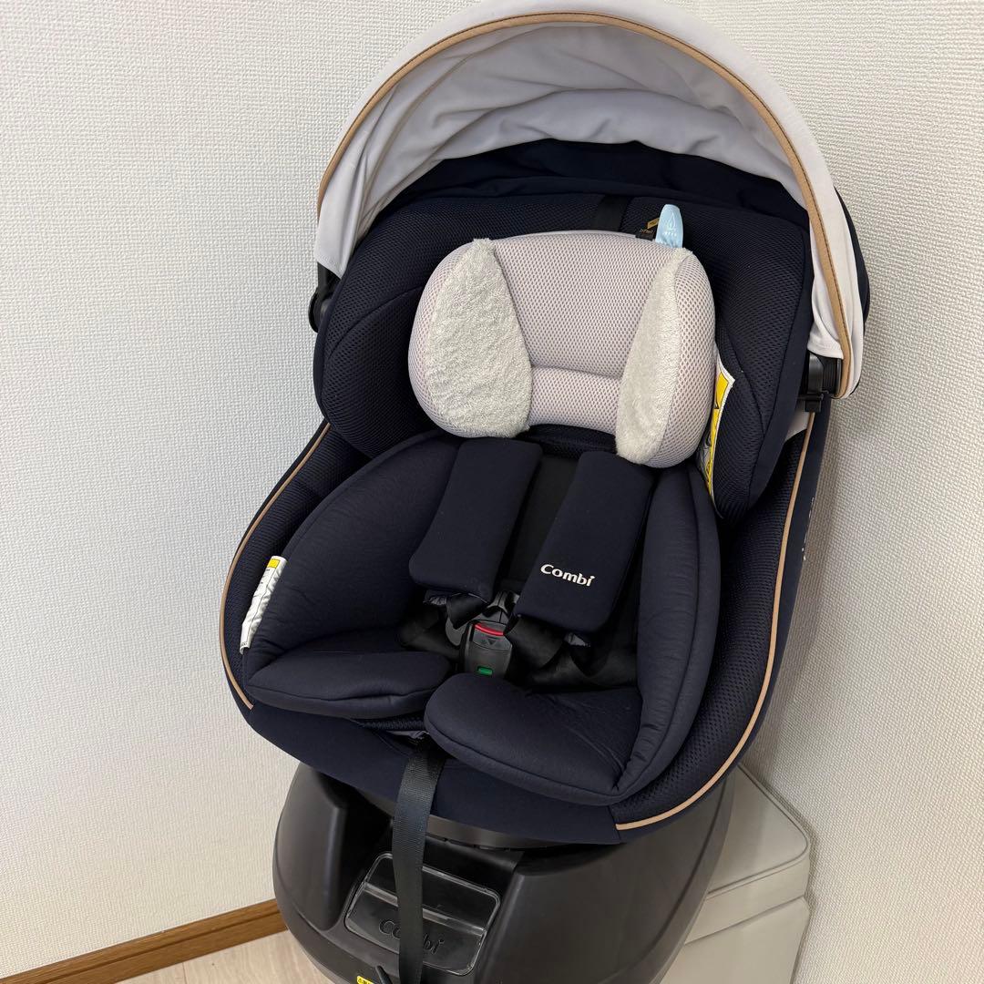 【美品】コンビ　クルムーヴ スマート ISOFIX エッグショック　JL-590