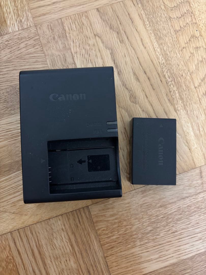 Canon EOS 9000D / EF-S 18-55mm デジタル一眼レフ