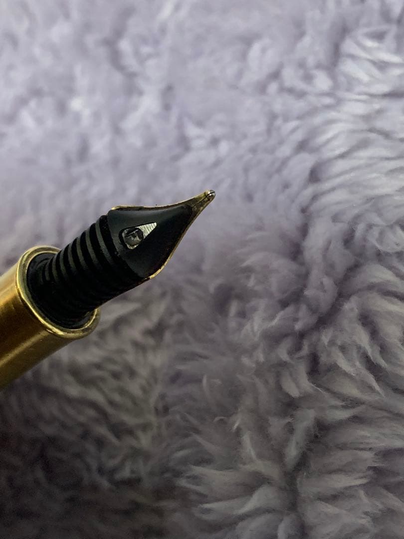 万年筆 18Kゴールドペン先 格子模様