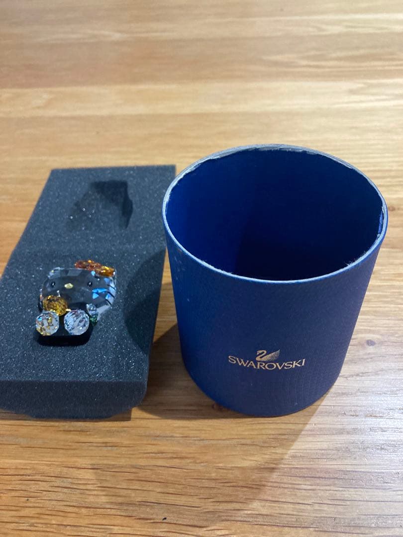 スワロフスキー　キティHello Kitty Halloween 置物