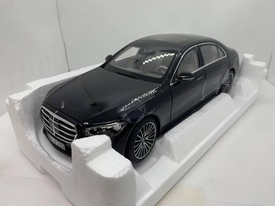 201-002 ノレブ 1/18 メルセデスベンツ S-Class AMG
