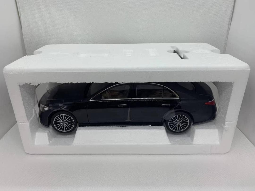 201-002 ノレブ 1/18 メルセデスベンツ S-Class AMG