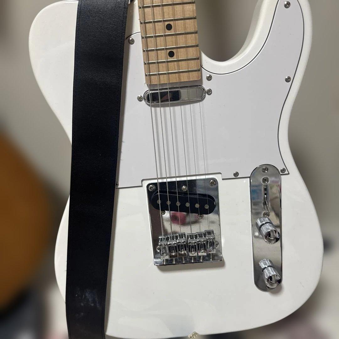 Play techエレキギター 白色