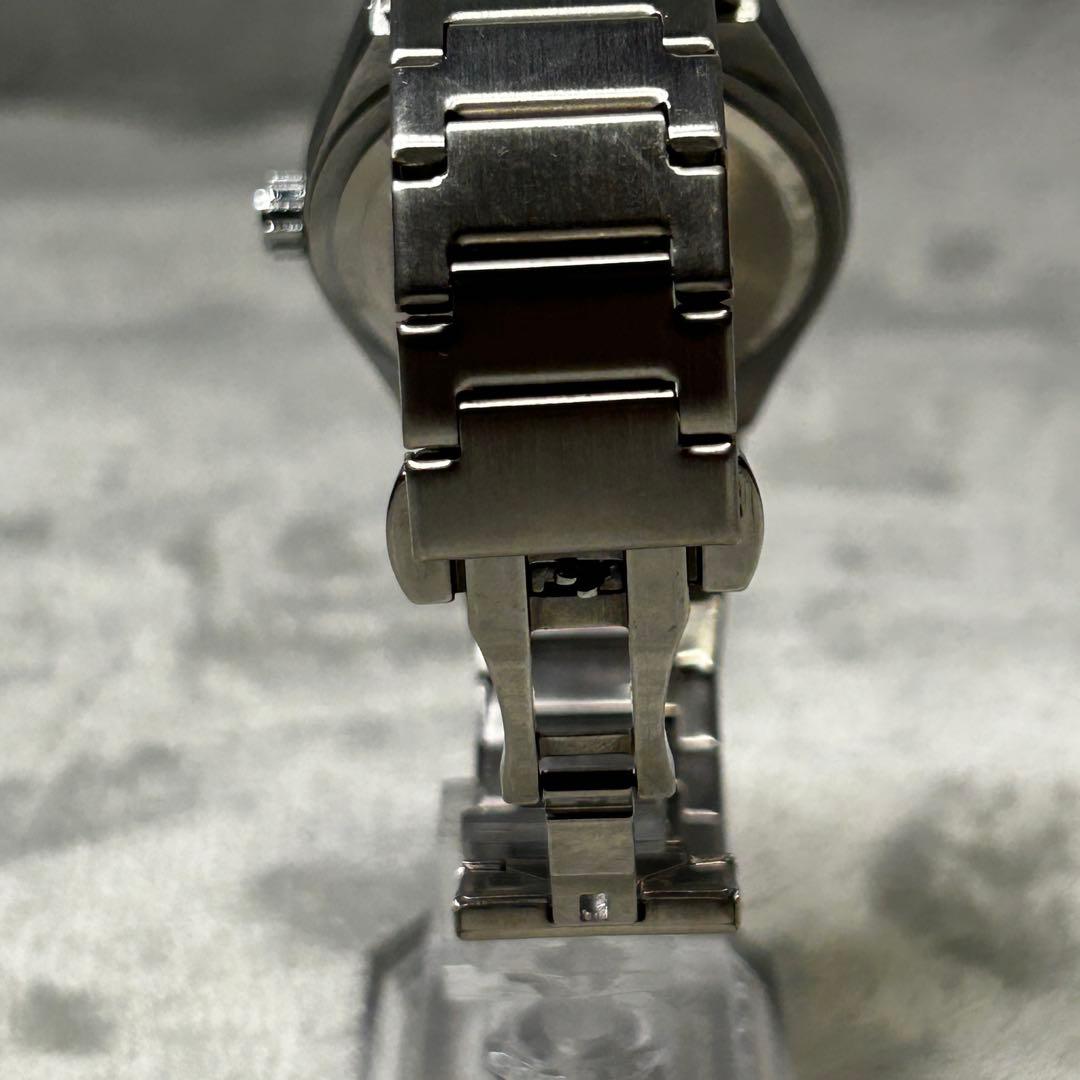 TISSOT ティソ PRX クォーツ 40mm シルバー　T137410A