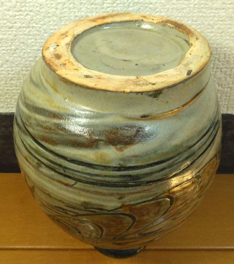 人間国宝 金城次郎 壷屋焼花瓶 栞 共箱 美品 壺屋焼 笑魚海老紋花瓶 やちむん