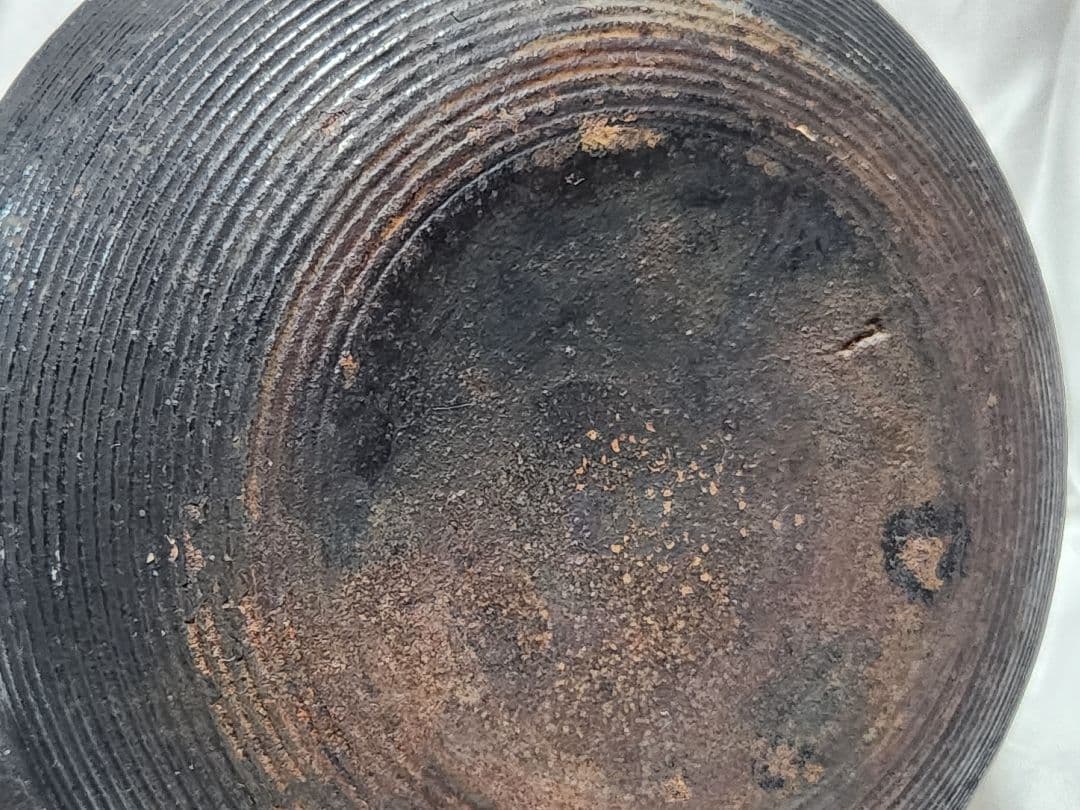 黒い鋳鉄製鉄瓶(昭和レトロ)