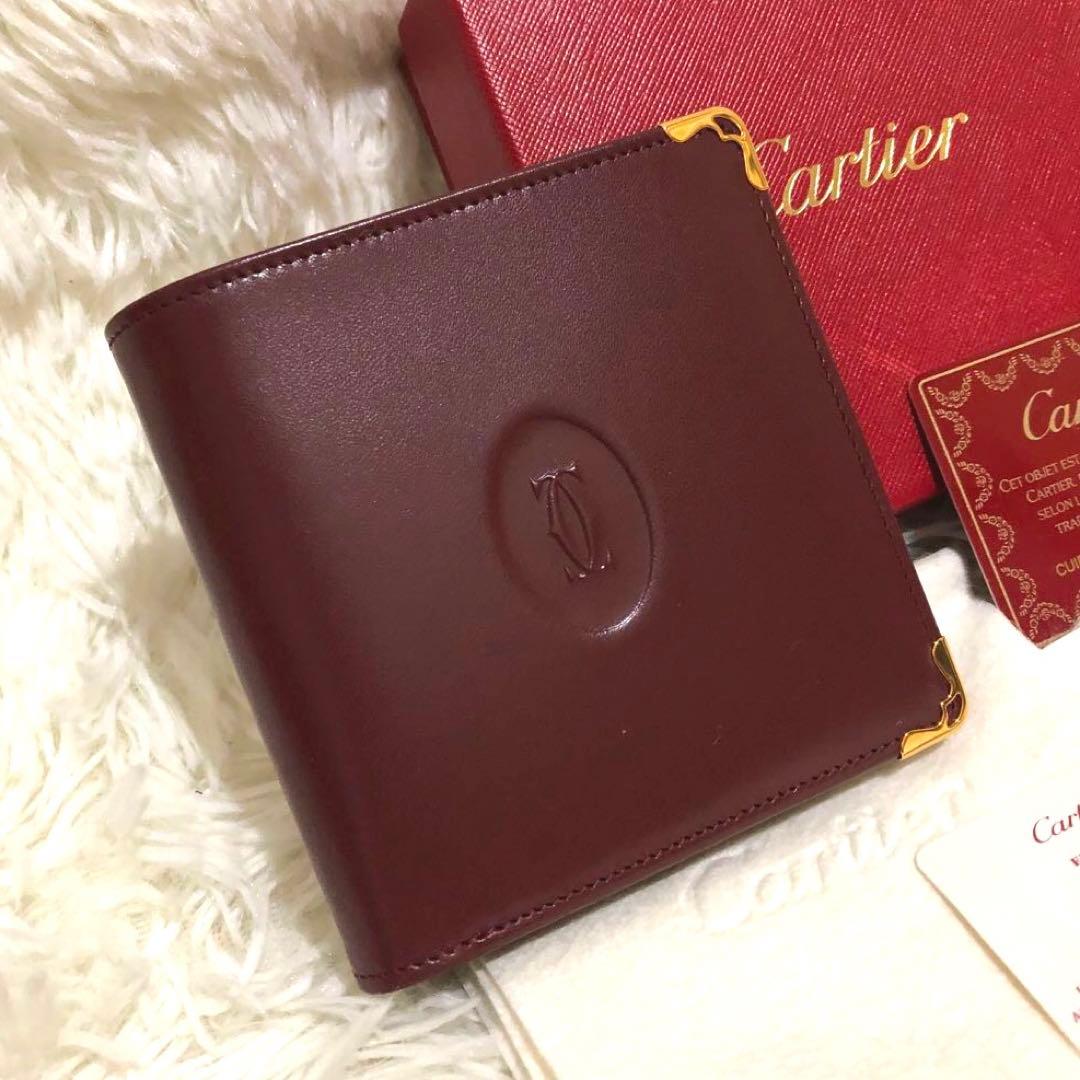 未使用✨カルティエ　 レザー　二つ折り財布 マストライン ボルドー系