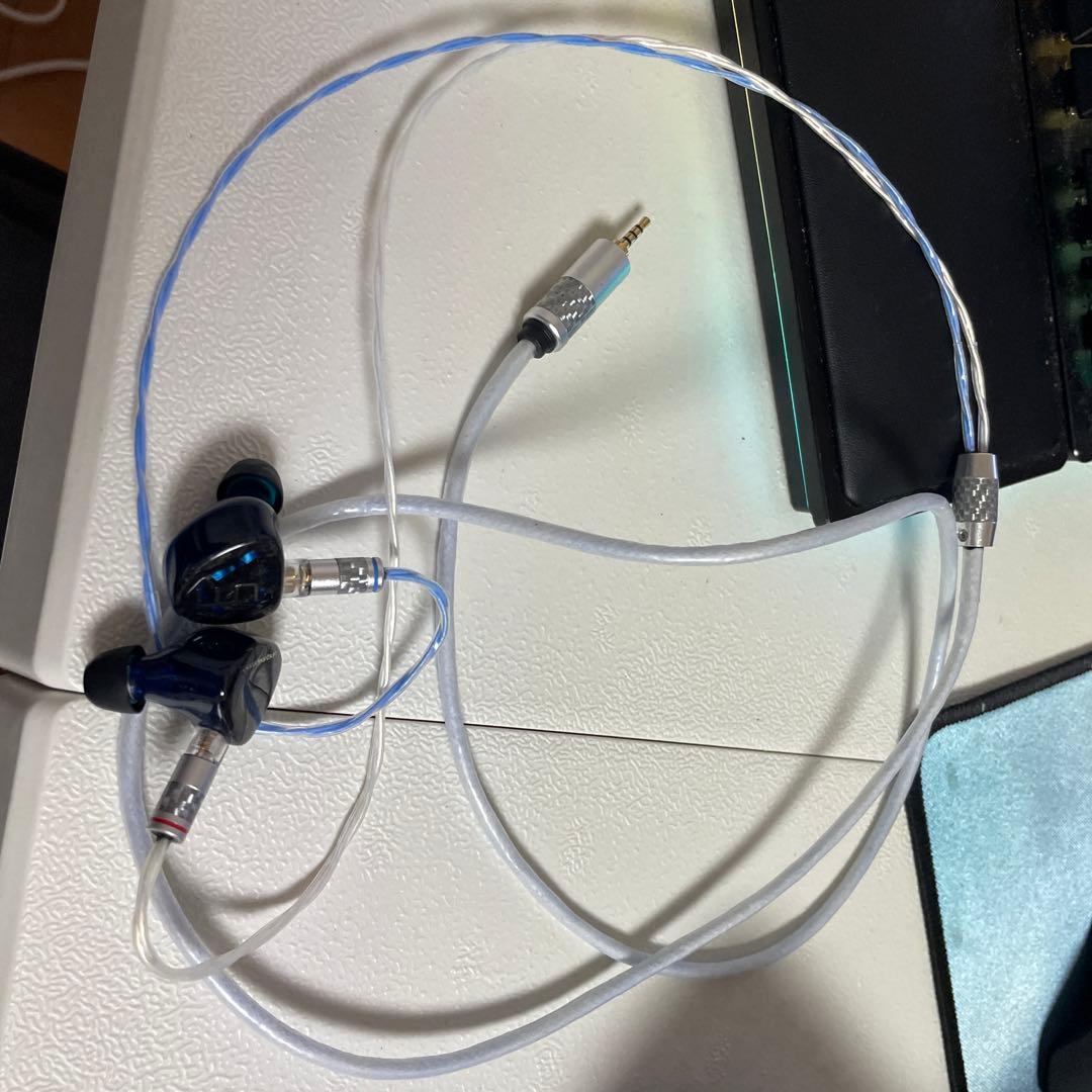 イヤホン unique melody mini mest