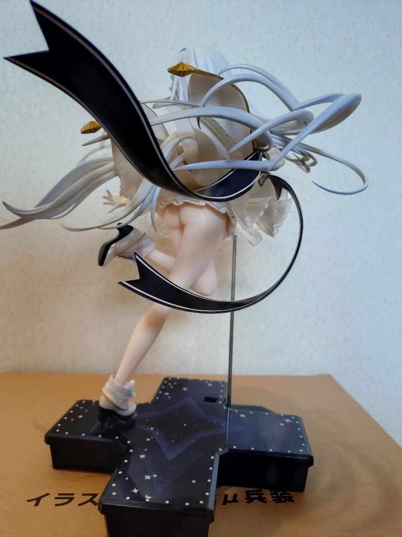 イラストリアス　μ兵装 フィギュア　アズールレーン