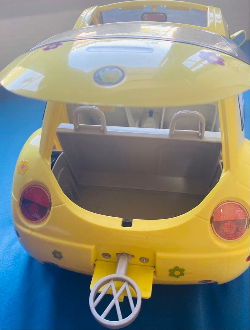 Barbie 7体 & 車　(セット売りのみ可)