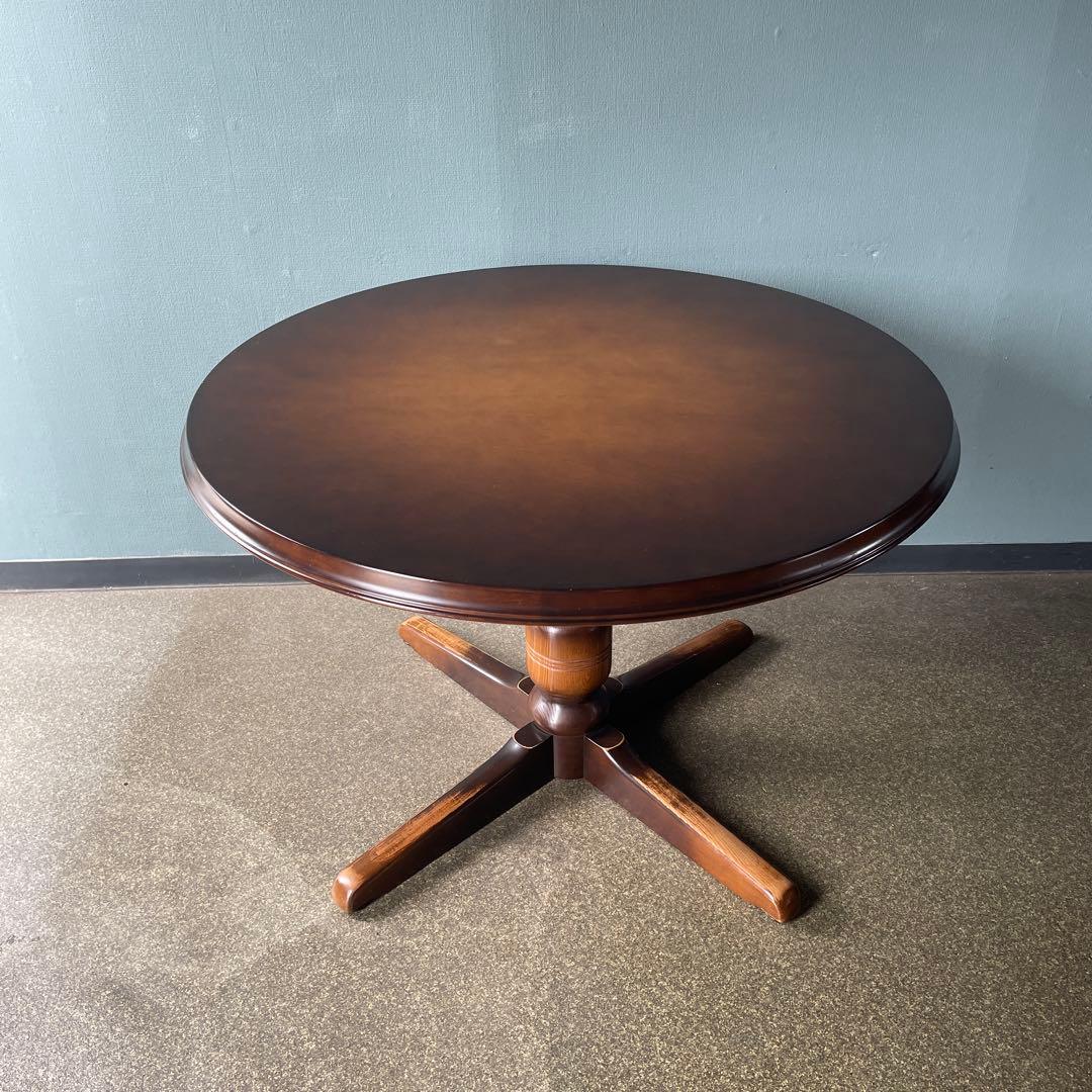 飛騨産業　キツツキマーク　ラウンドテーブル　直径106cm