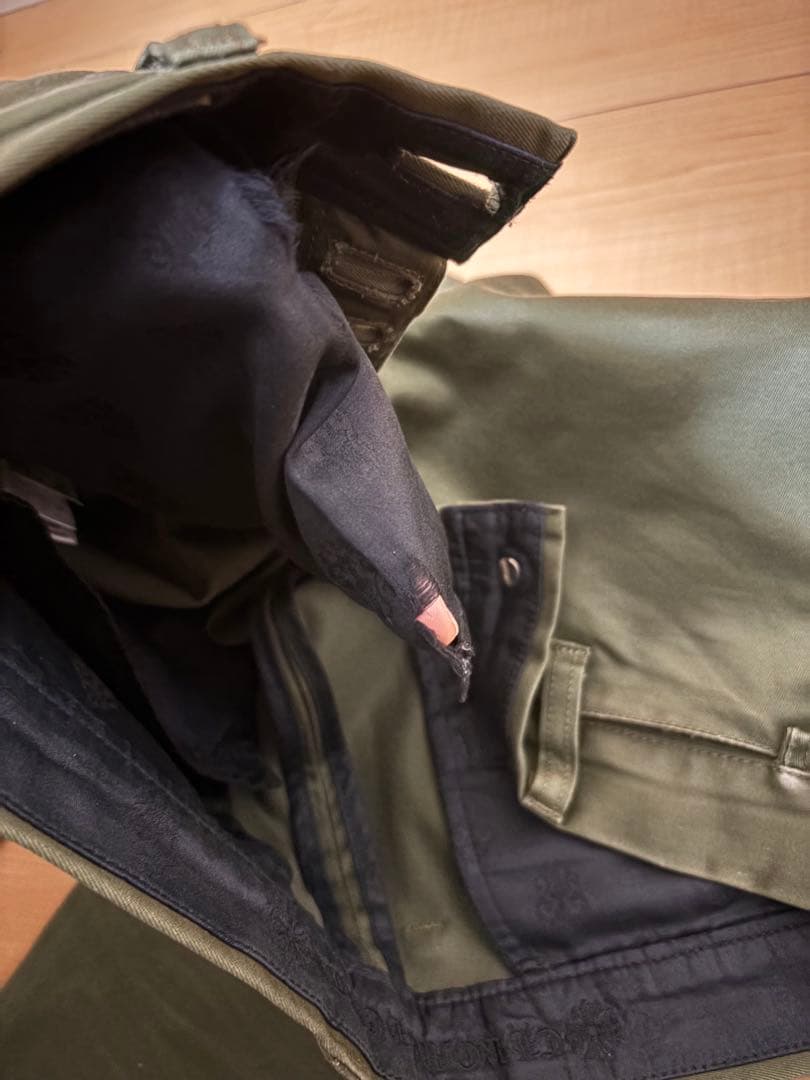 クロムハーツ　ワークパンツ　チノパン　カーキ　CHROME HEARTS 31