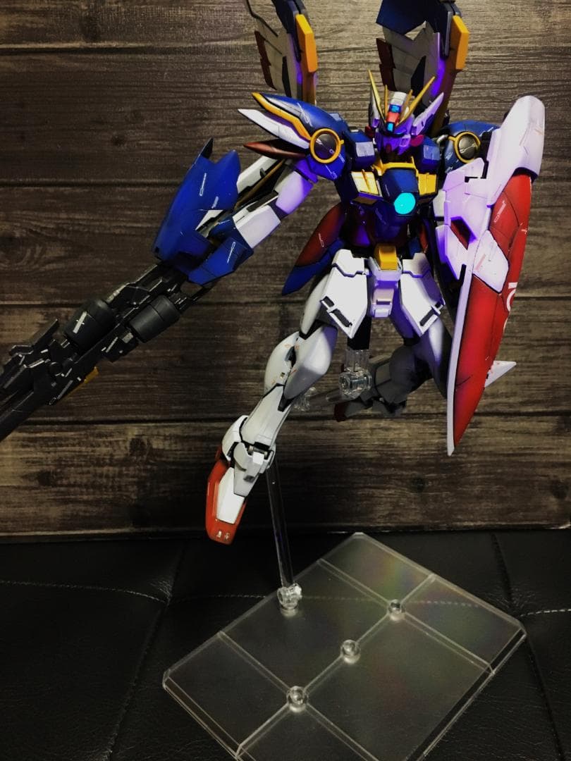 MG 1/100 ウイングガンダム EW　グラデーション全塗装完成品