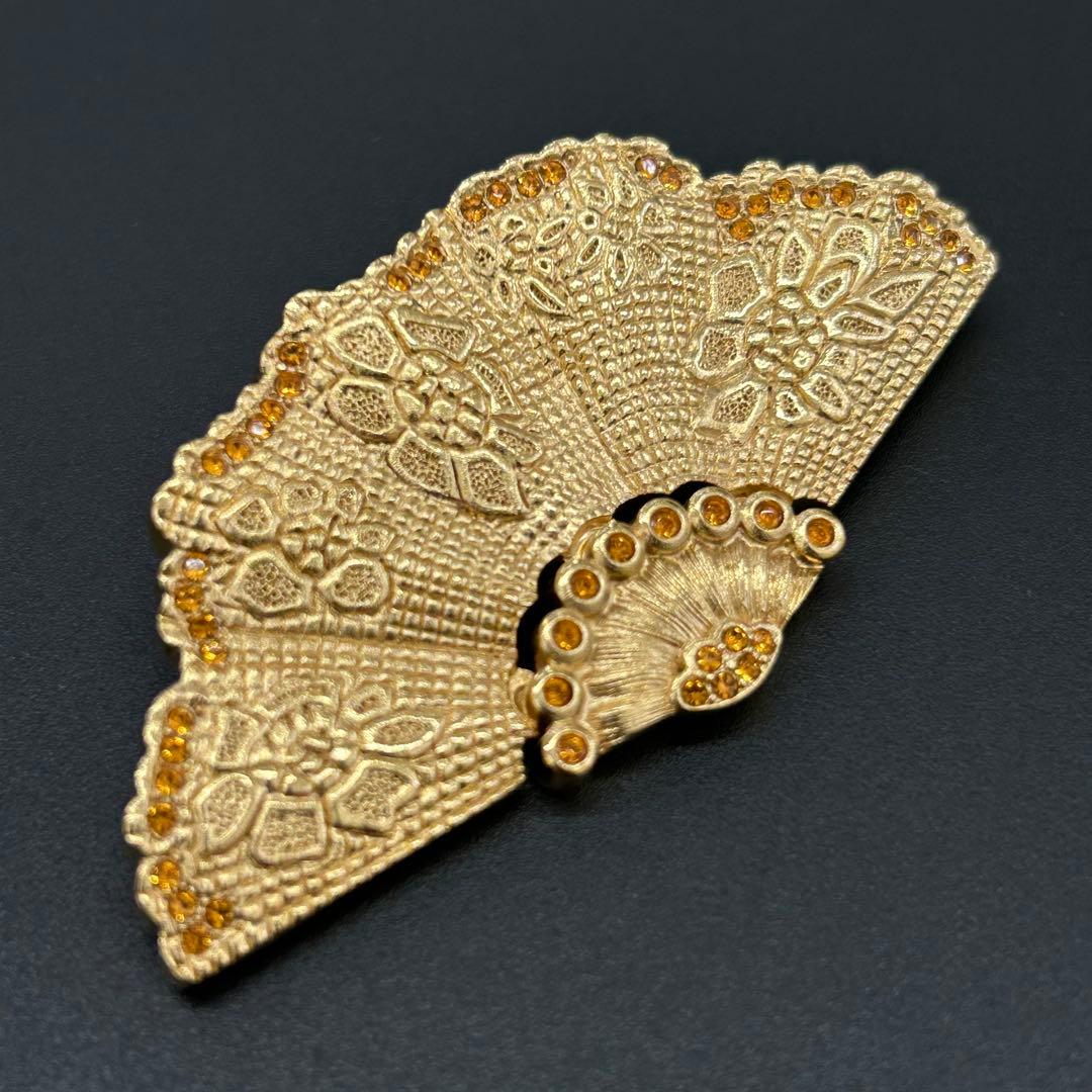 クリスチャン ディオール　ヴィンテージ ゴールデン メタル ファン ブローチ