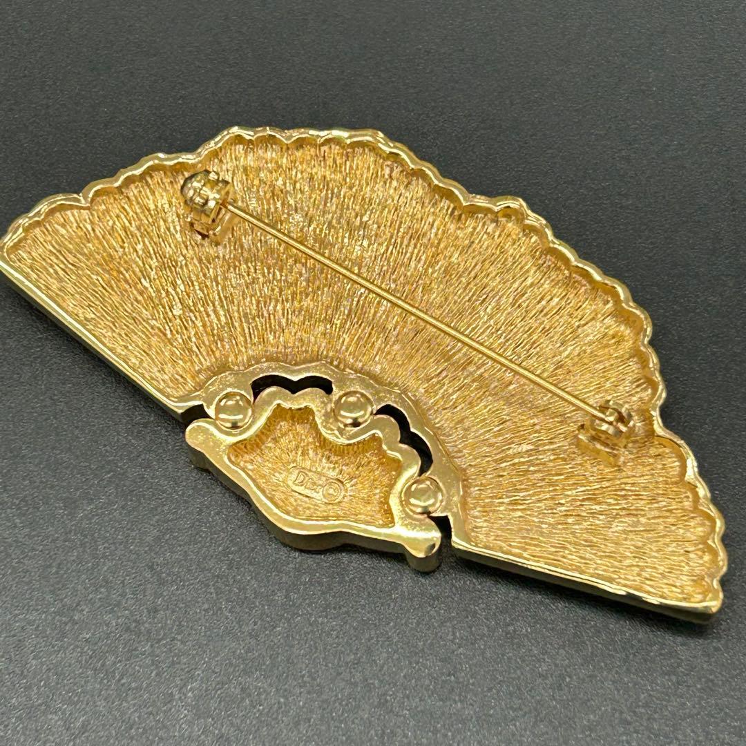クリスチャン ディオール　ヴィンテージ ゴールデン メタル ファン ブローチ