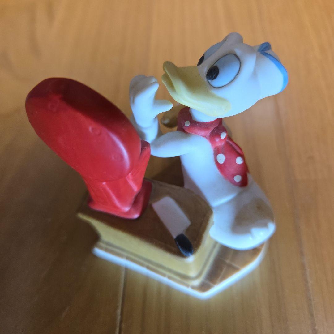 東京ディズニーランド　ディズニーキャラクター　古い陶器製ミニフィギュア4体セット