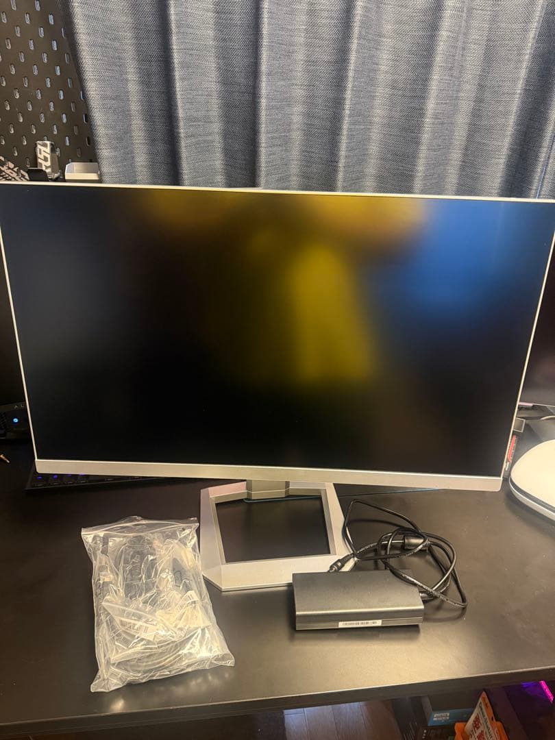 INNOCN 27M2V 27インチ