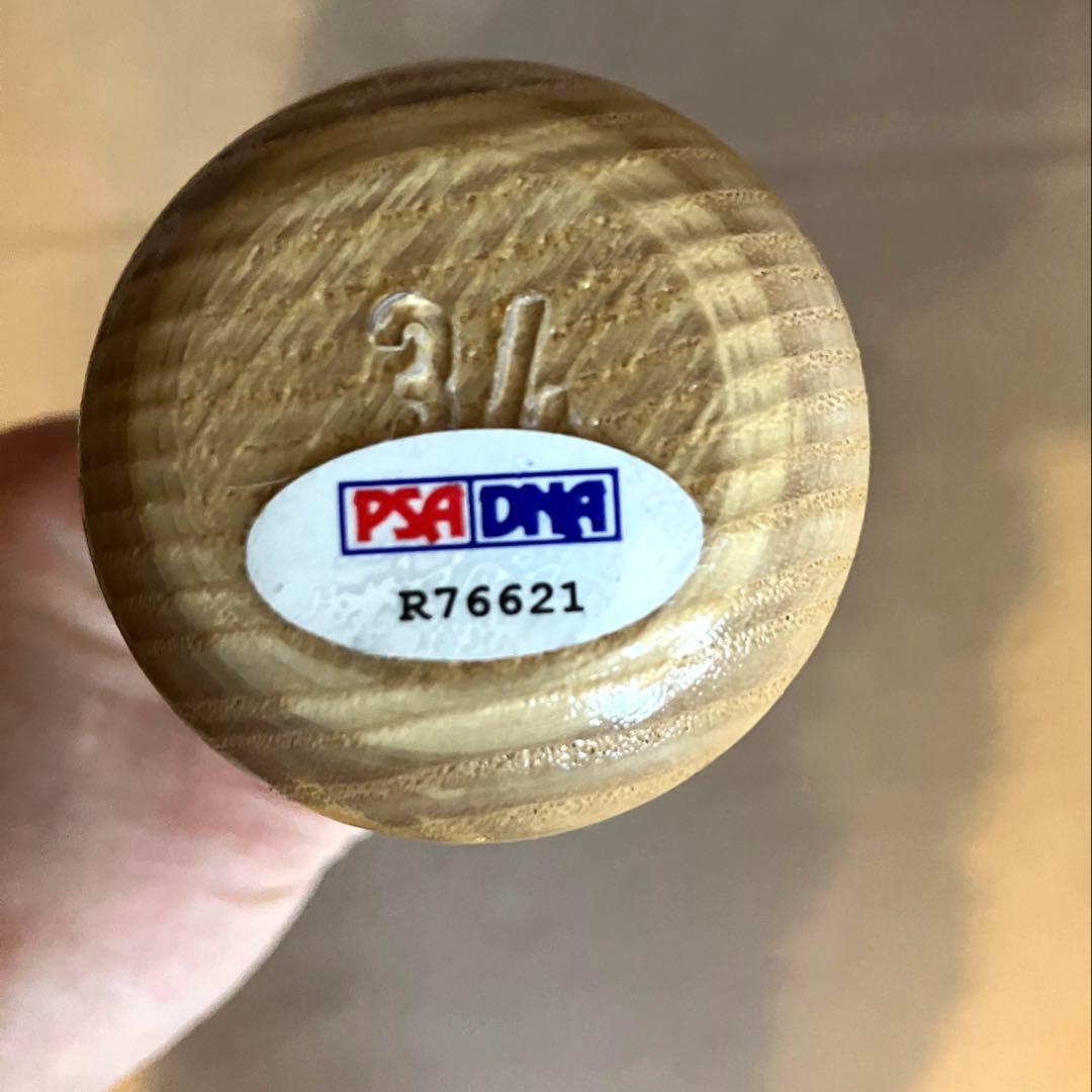 西岡剛　直筆サイン入りバット