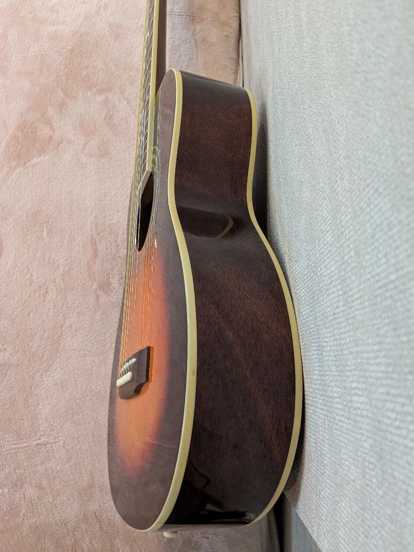 S ヤイリ　アコースティックミニギター サンバースト 6弦