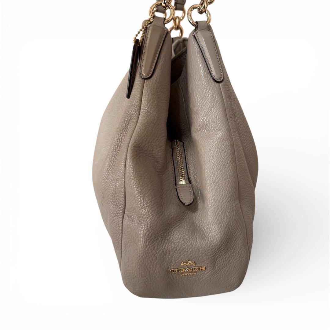 Coach Madison Phoebe ペブルドレザー ショルダーバッグ