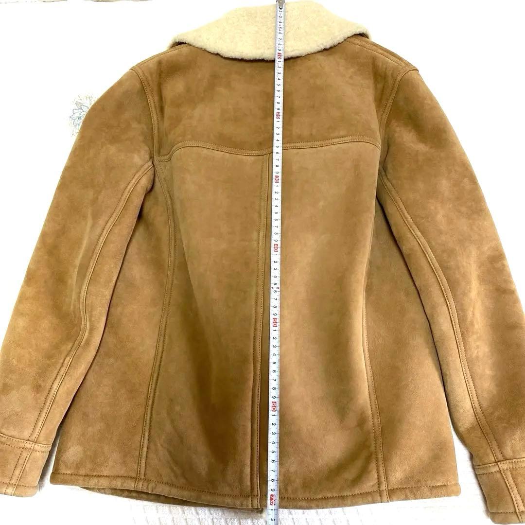 サンローランパリムートンジャケットサイズ44です。