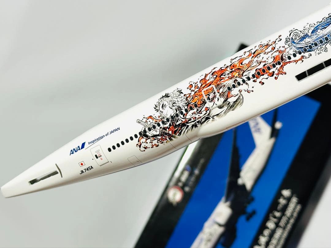 全日空商事 1/200 ANA B777-200ER 鬼滅の刃じぇっと