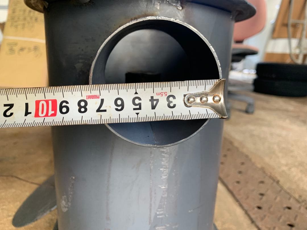 廃油ストーブ 煙突アダプタ付き80mm、100mm煙突使えます。