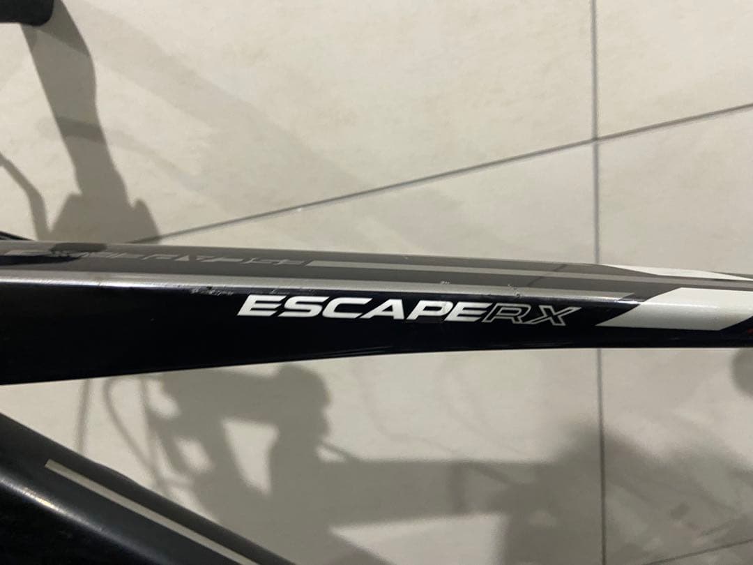 GIANT ESCAPE RX3 クロスバイク　ジャイアント　エスケープ4r3