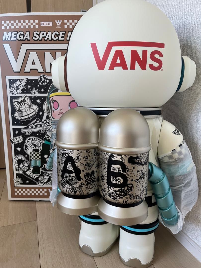 【期間限定値下げ】POPMART MEGA SPACE MOLLY 1000%