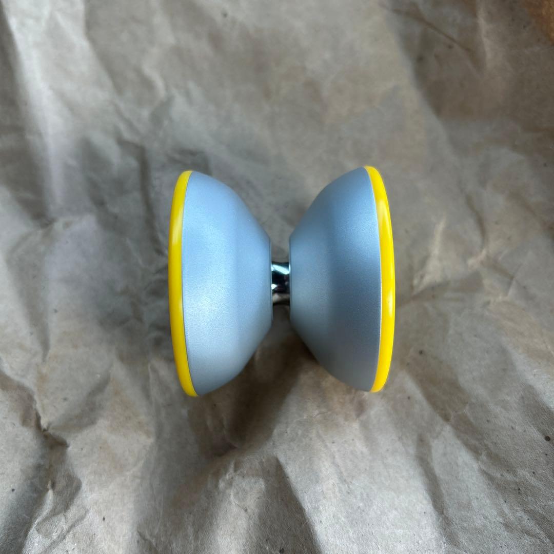 スポーツトイ・アクショントイ sybil disyoyo