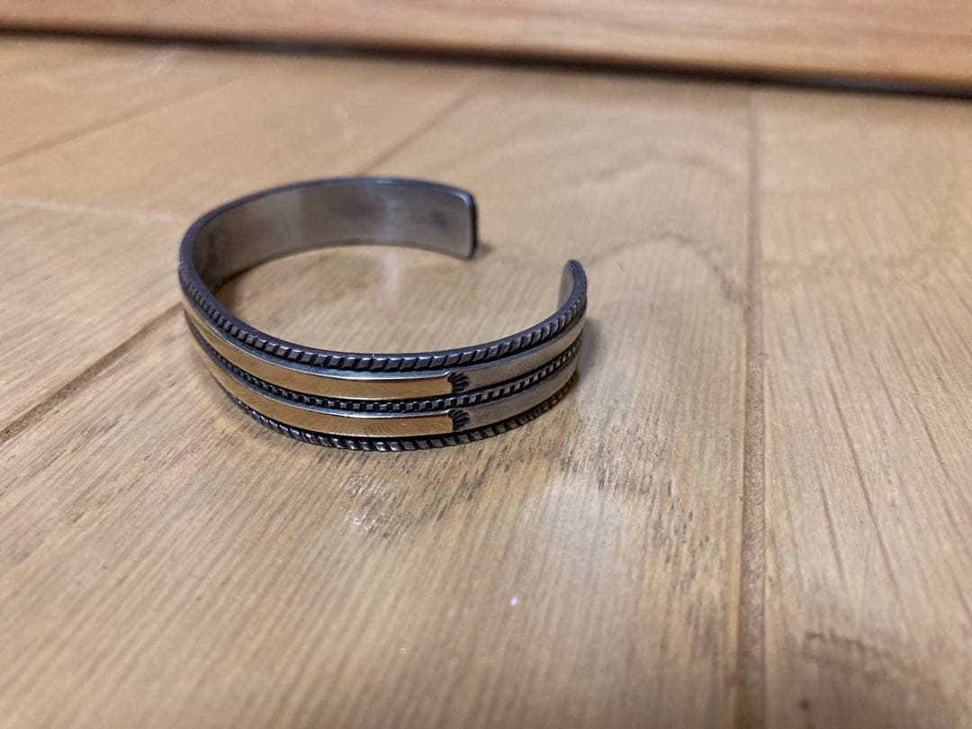インディアンジュエリー　ナバホ　ブルースモーガン　14K バングル