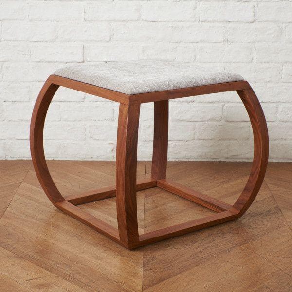 90358★ポラダ CLYDE POUF スツール Porada 1人掛け 椅子