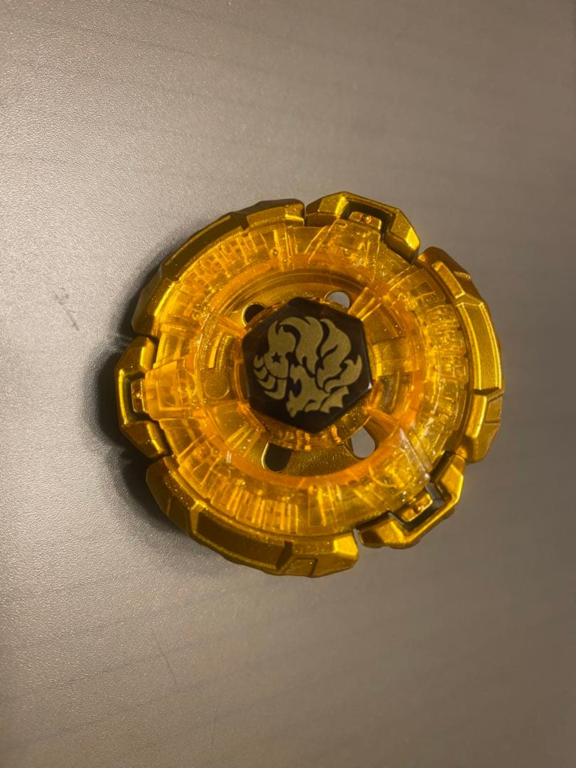 メタルファイトベイブレード　レオーネ