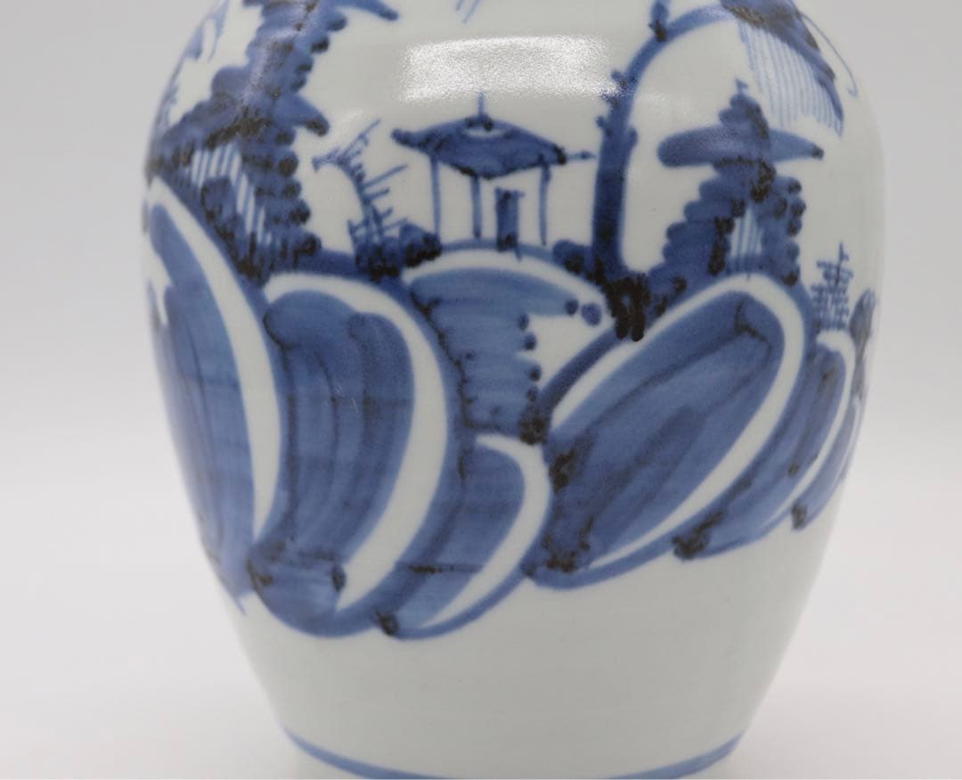 染付　山水亭閣紋瓶　送料込み0329