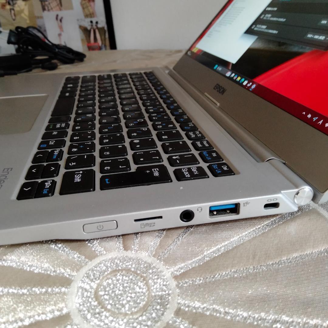 14インチ 10世代 i5 256G 8G 1920x1080 EPSON