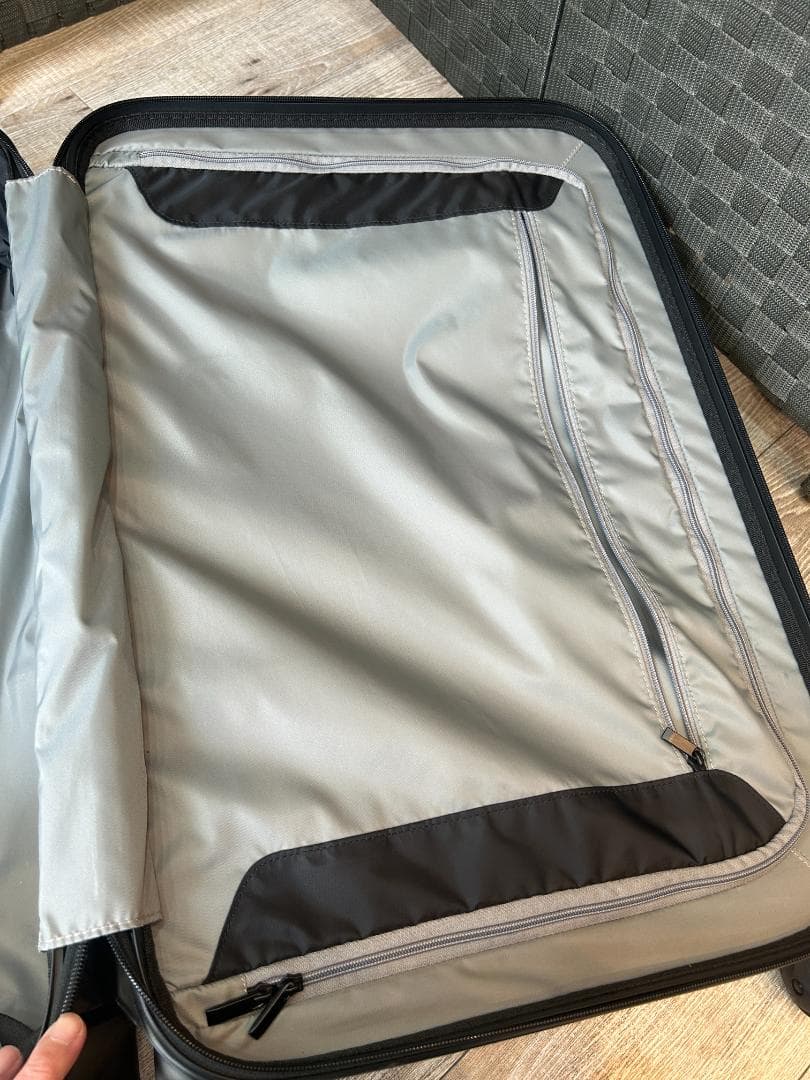 TUMI トゥミ スーツケース キャリーケース 中古品 訳アリ品