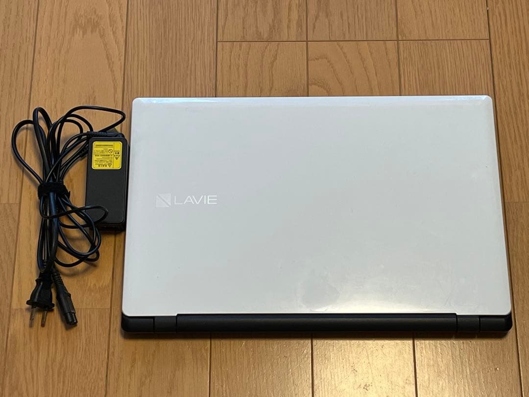 ＮＥＣ　ノートパソコン　１５.６型　Ｗｉｎ１０　ＰＣ－ＮＳ／１５０ＢＡＷ　中古品