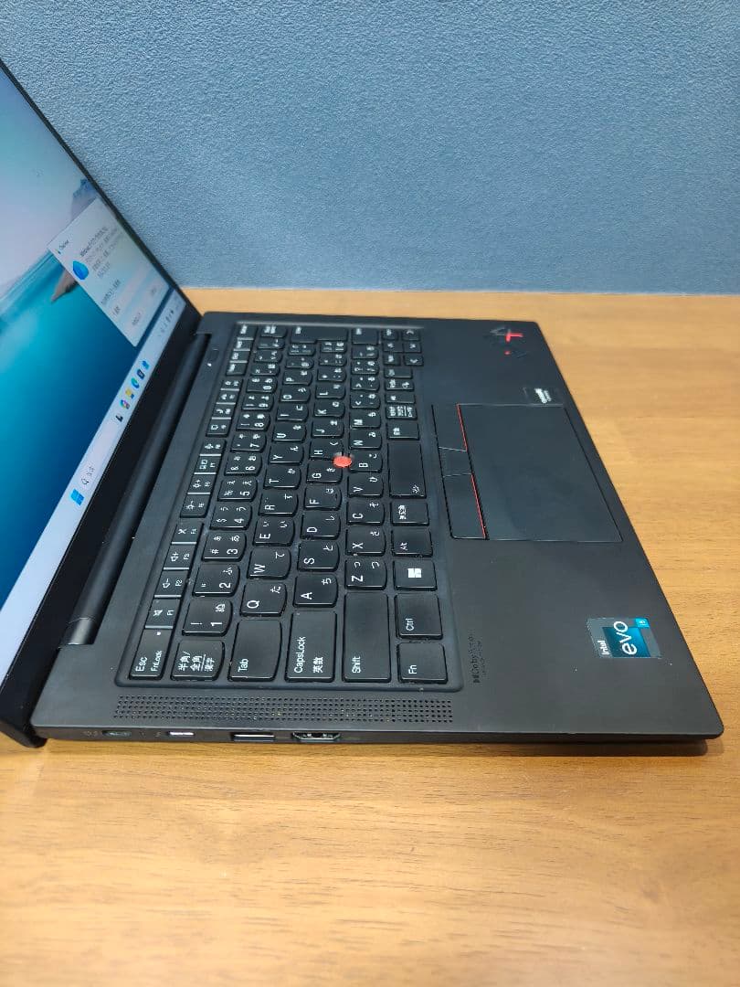2022年式 Thinkpad X1 carbon gen10 i5/16GB③