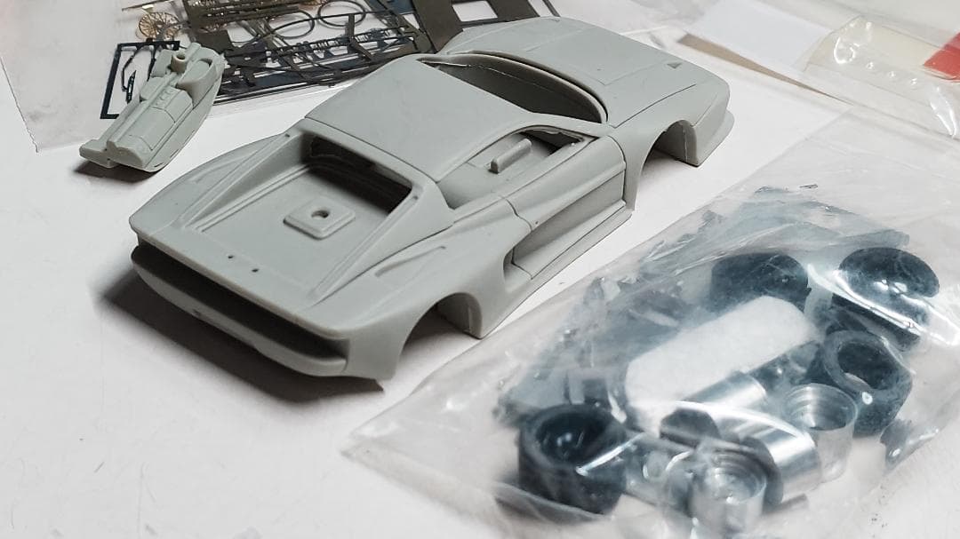 Ferrari Testarossa Koenig 1985 未組立モデルキット