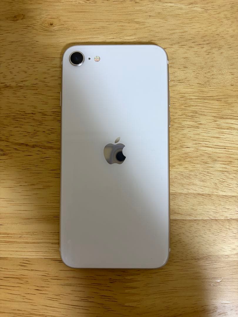Apple iPhone SE 第3世代 本体 ホワイト 128GB
