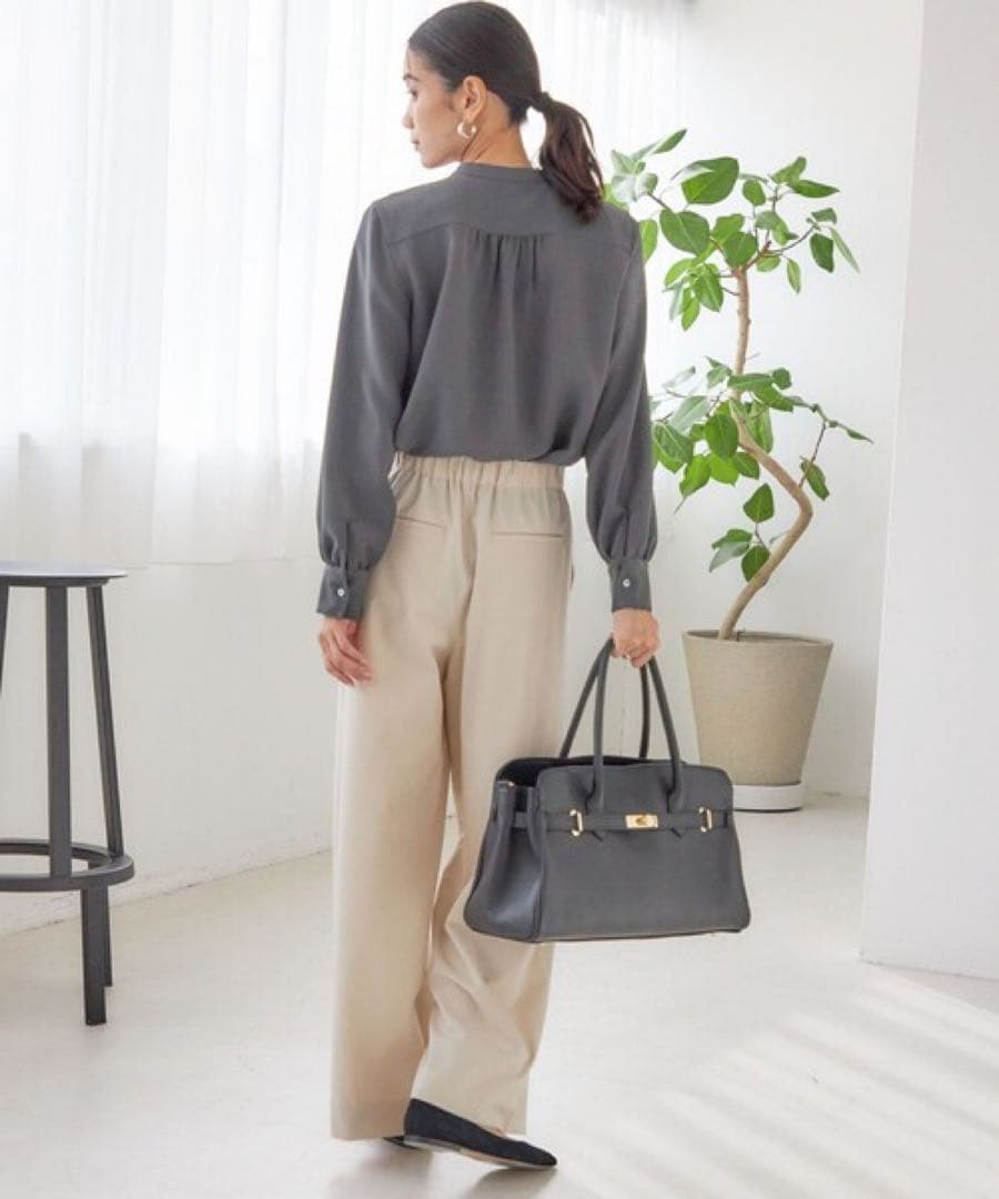 ミロスレザー ショルダーバッグ黒