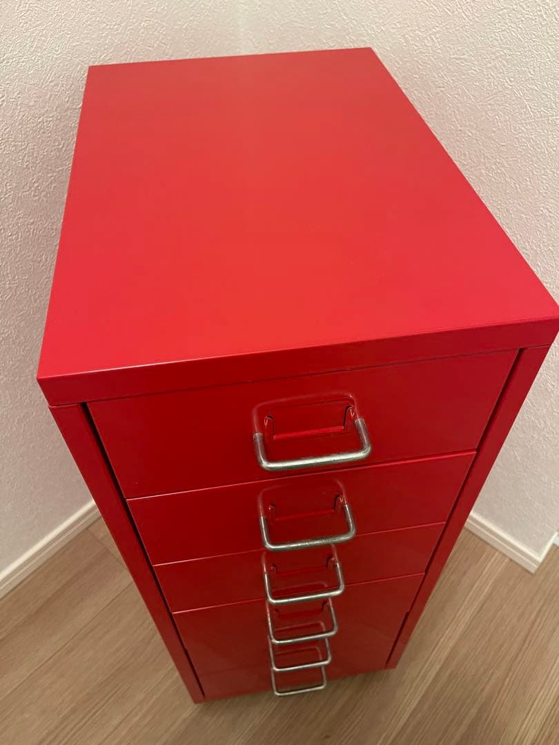 IKEA イケア　引き出しユニット キャスター付き　レッド